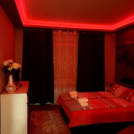 Ni Ceca Apartman מראה חיצוני תמונה
