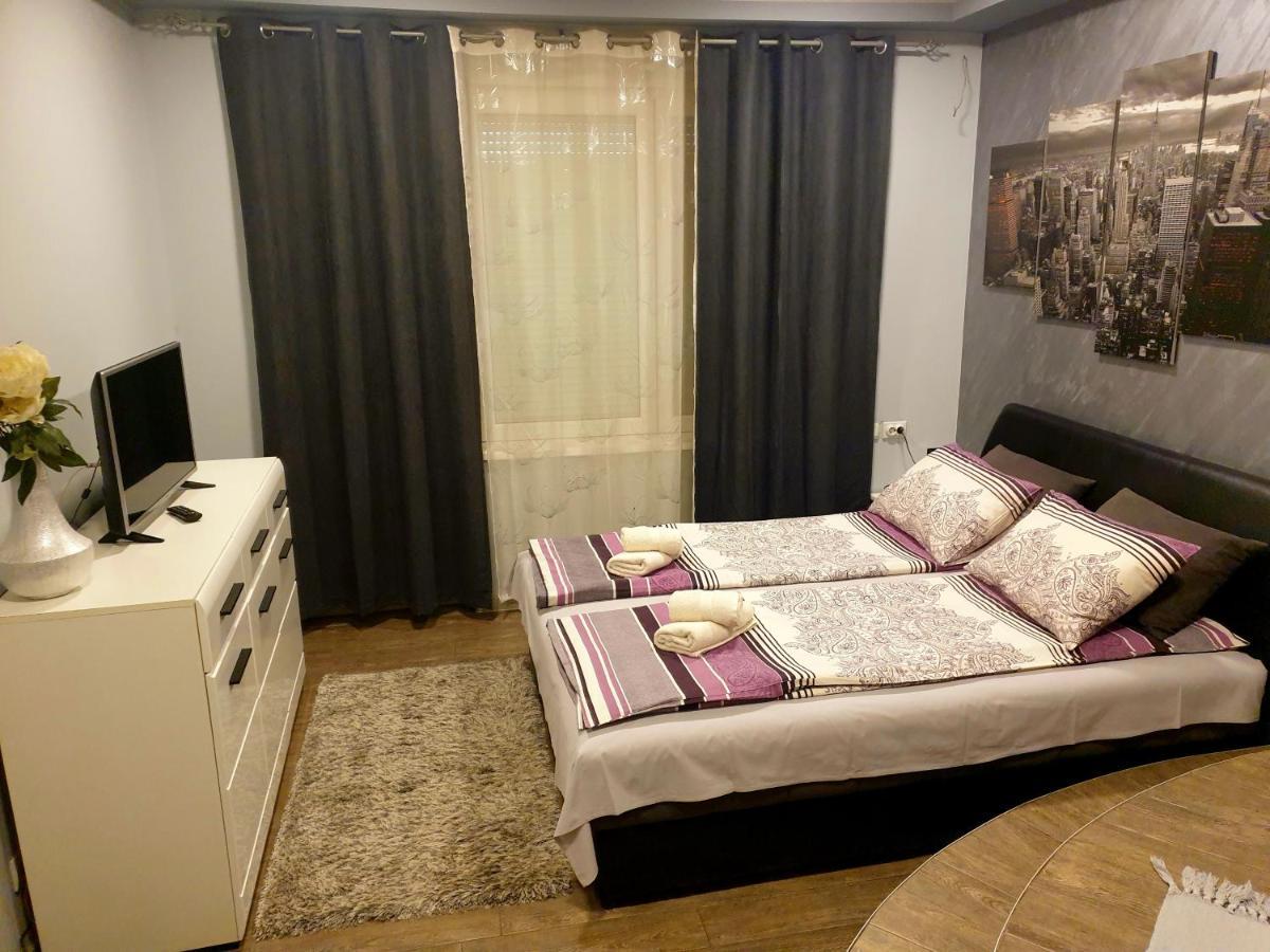 Ni Ceca Apartman מראה חיצוני תמונה