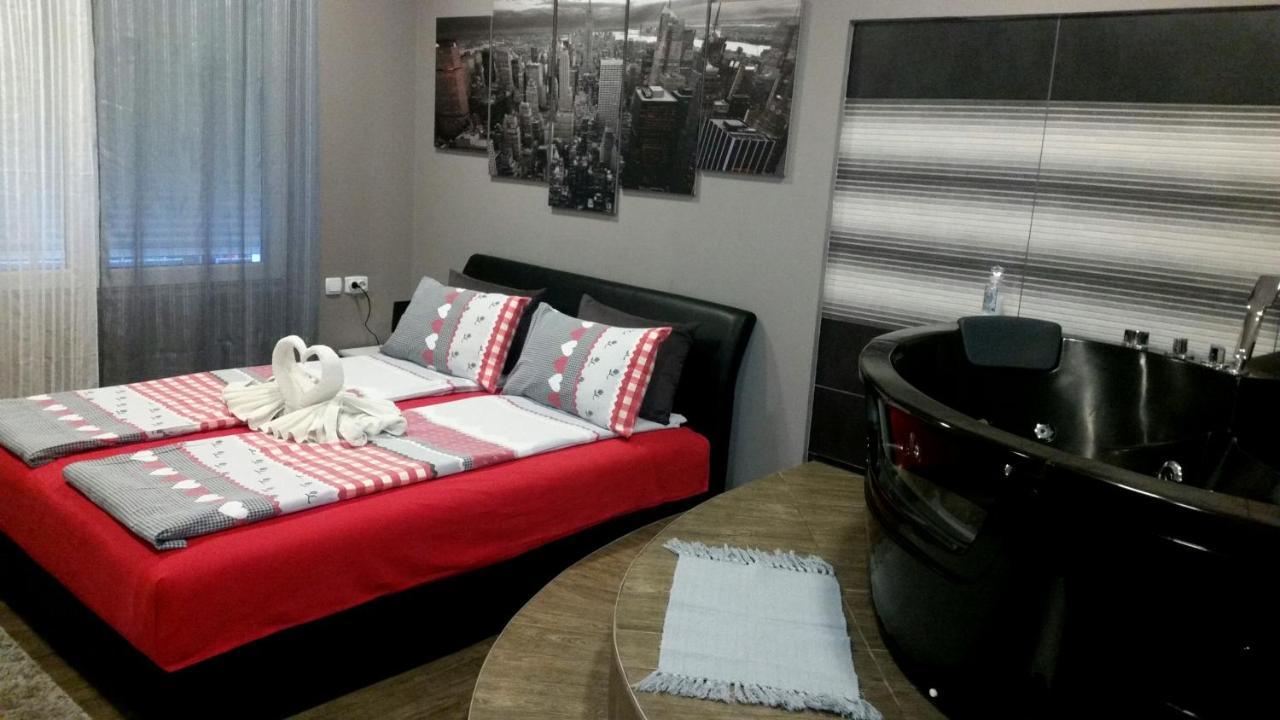 Ni Ceca Apartman מראה חיצוני תמונה