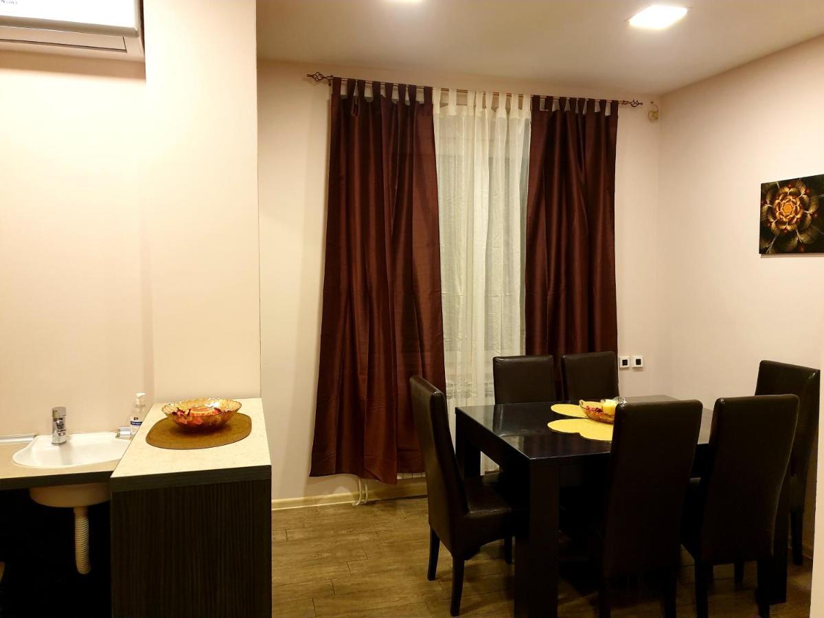 Ni Ceca Apartman מראה חיצוני תמונה